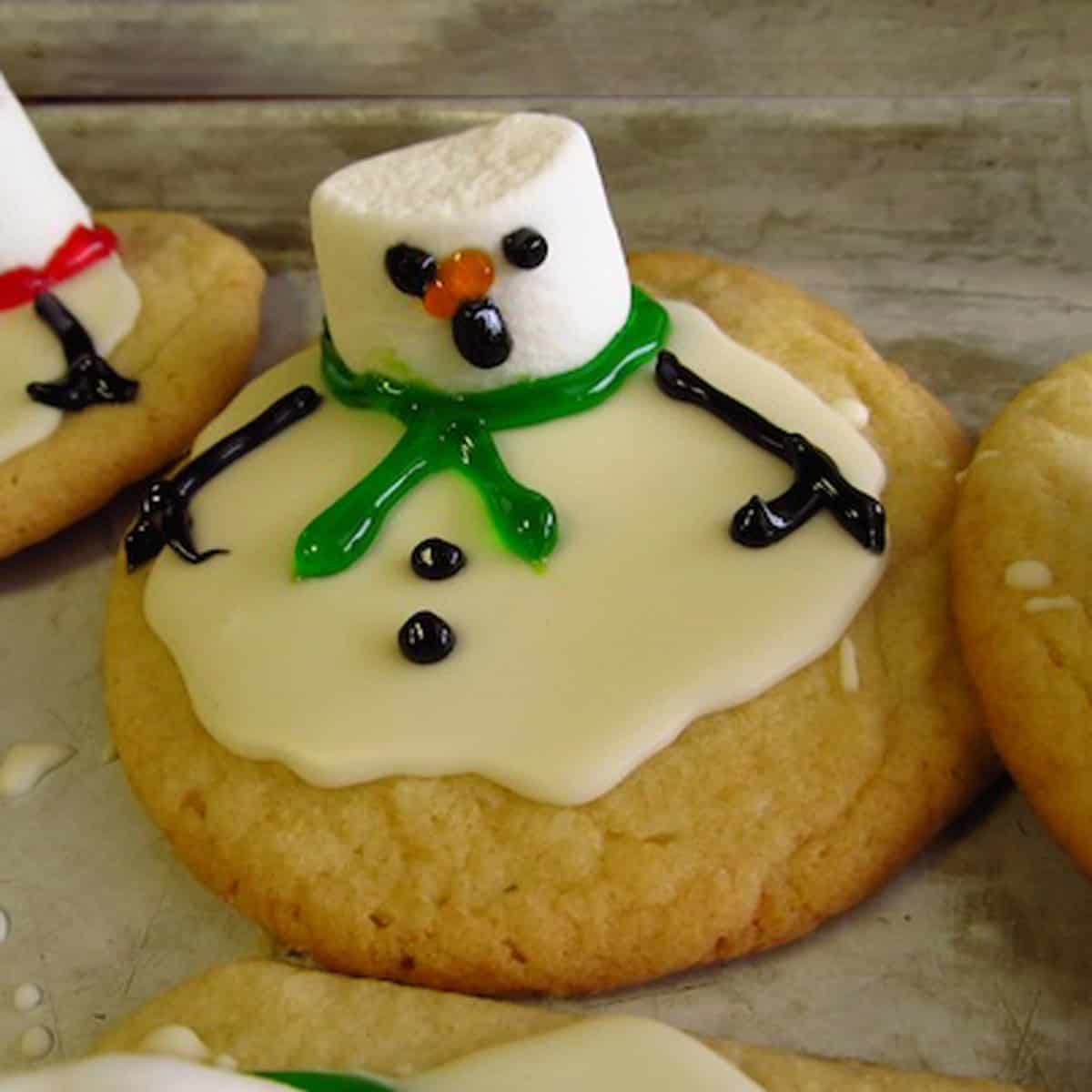 3D melting snowman cookie.