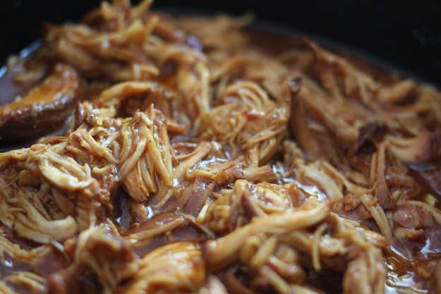 Zesty Slow Cooker Chicken Barbecue Recipe