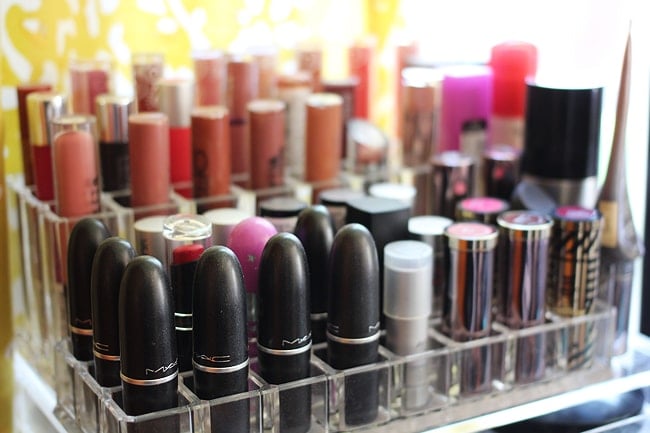 How to Declutter Your Makeup Collection
