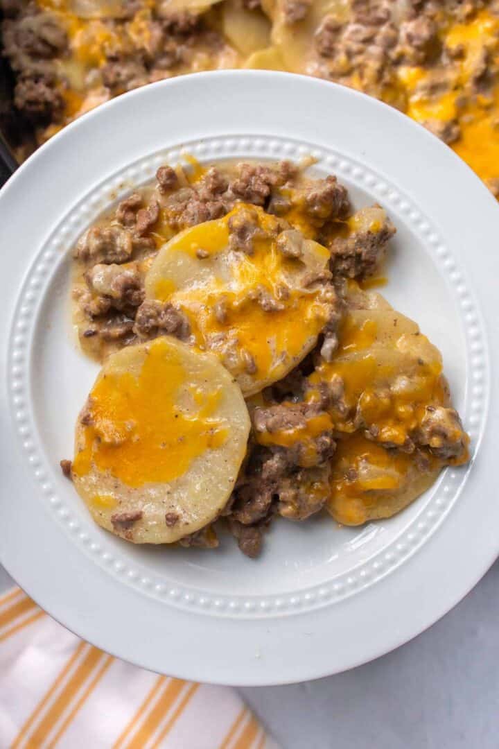 Crockpot Hamburger Potato Casserole Recipe - By Kelsey Smith